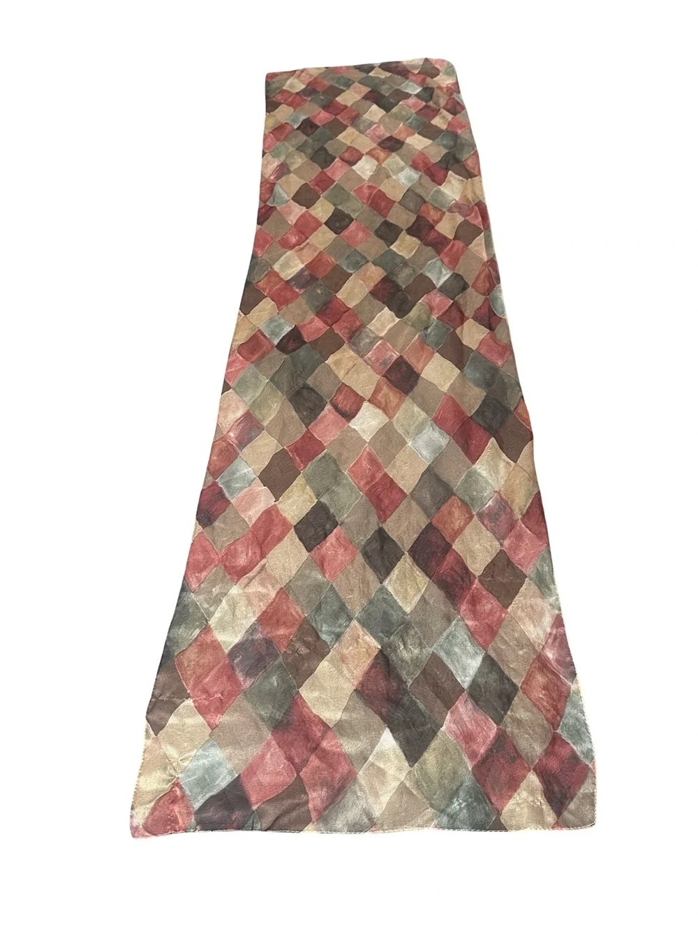 Unknown geometric diamond